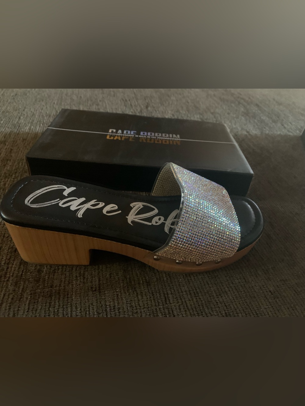 Cape Robbin Jami platform clog sandals